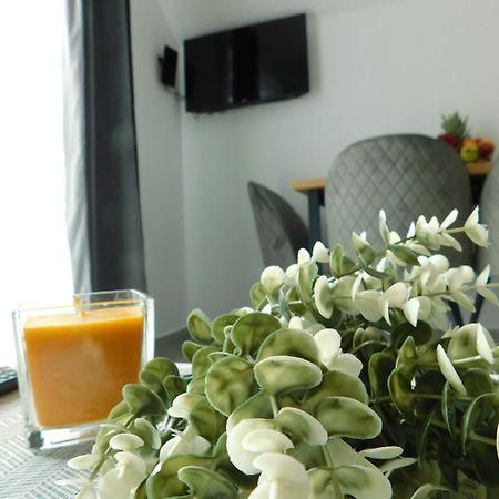 Apartman Nativis Otocsán Kültér fotó