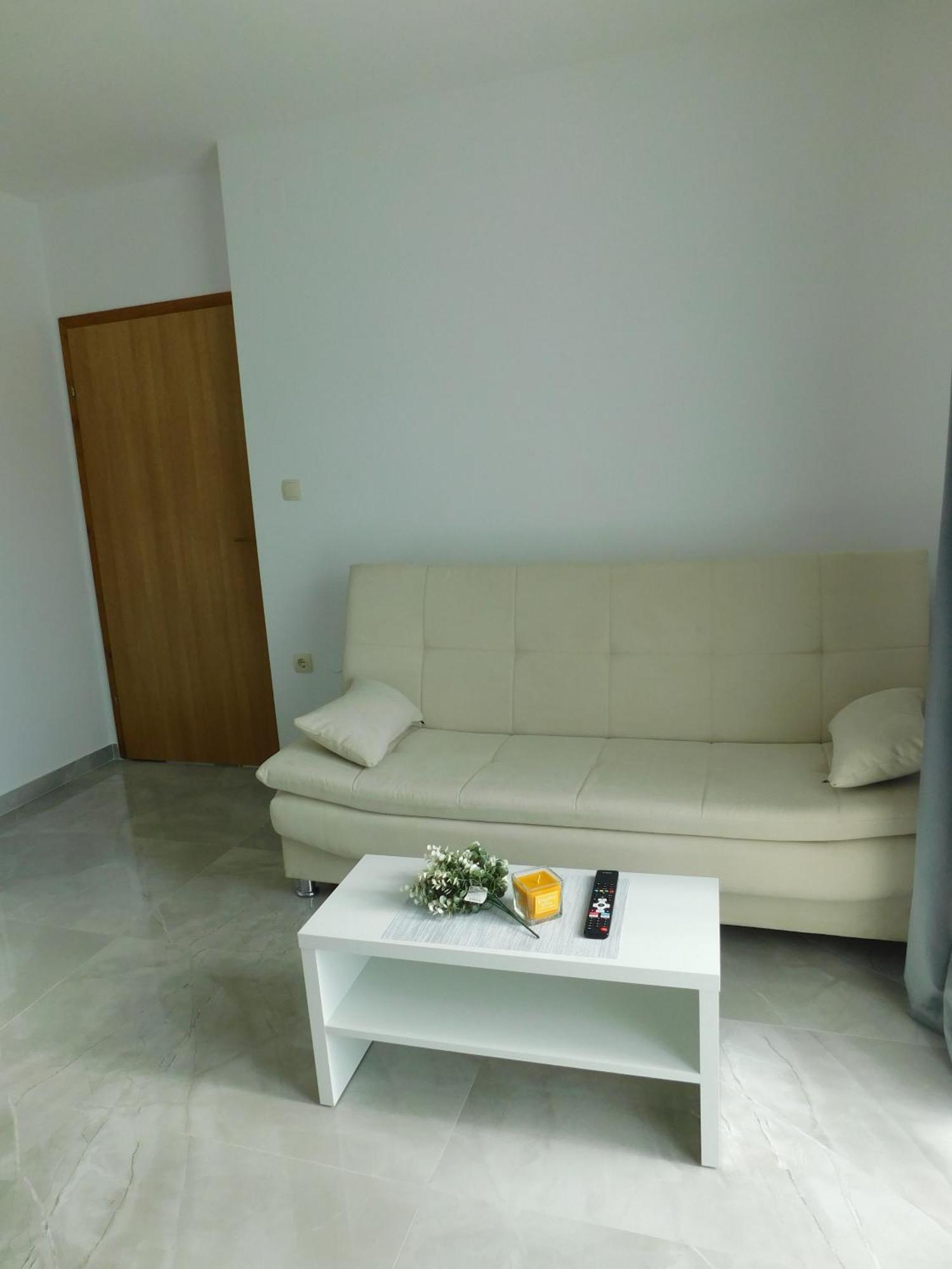 Apartman Nativis Otocsán Kültér fotó